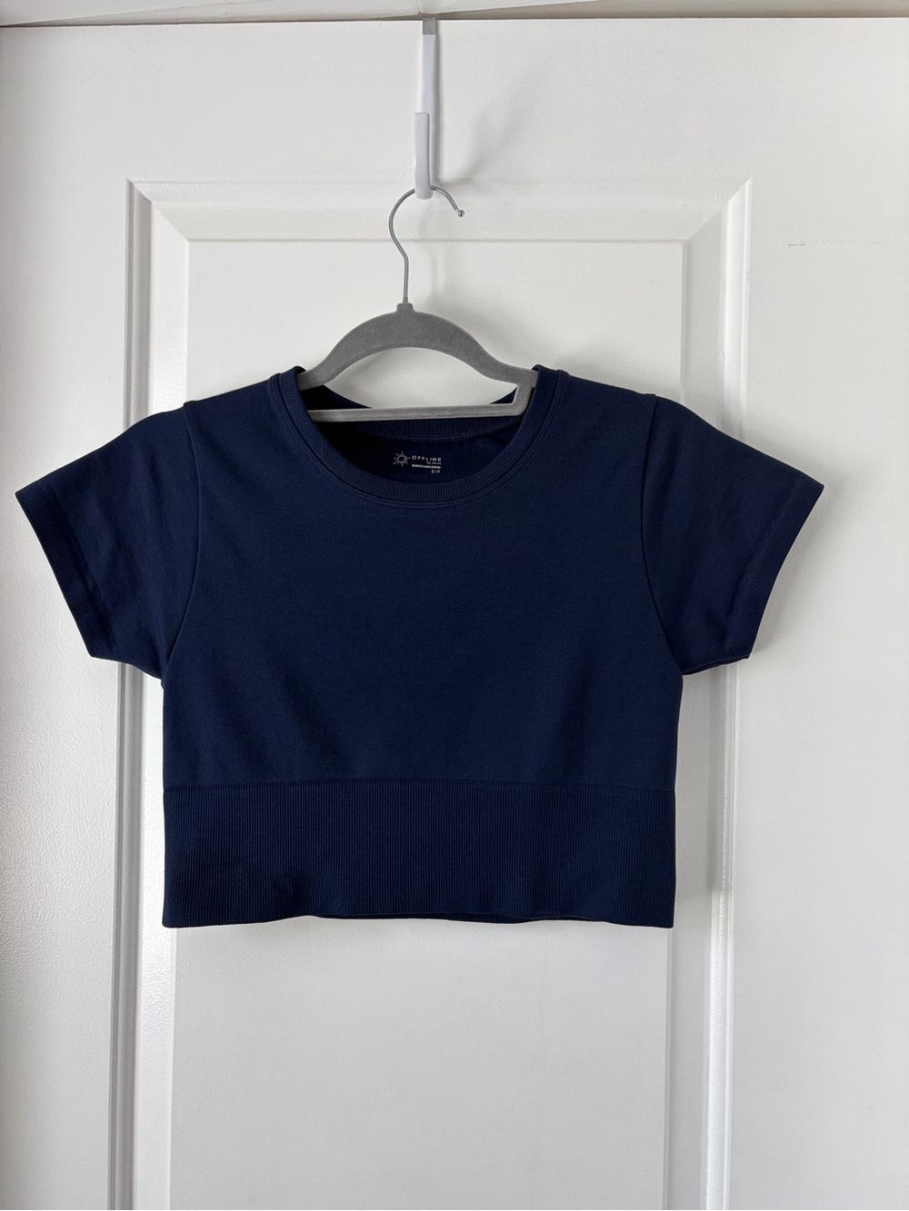 OFFLINE by Aerie Sidewalk Navy Cropped Tee